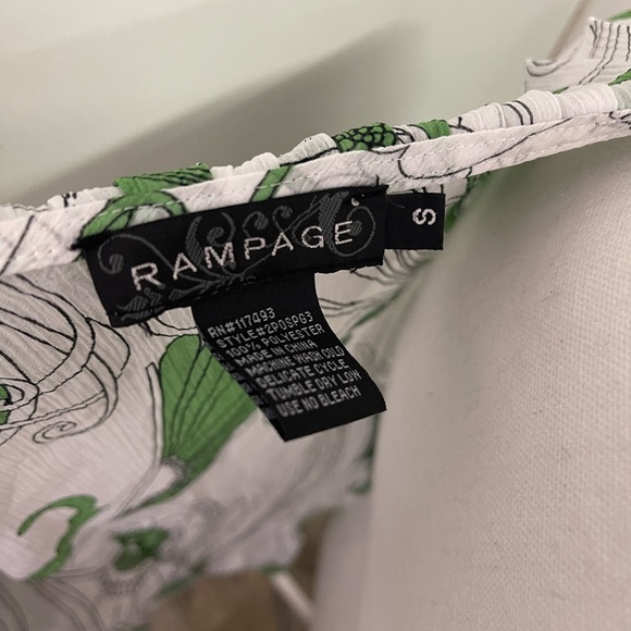 Blouse by rampage - Picture 2 of 5